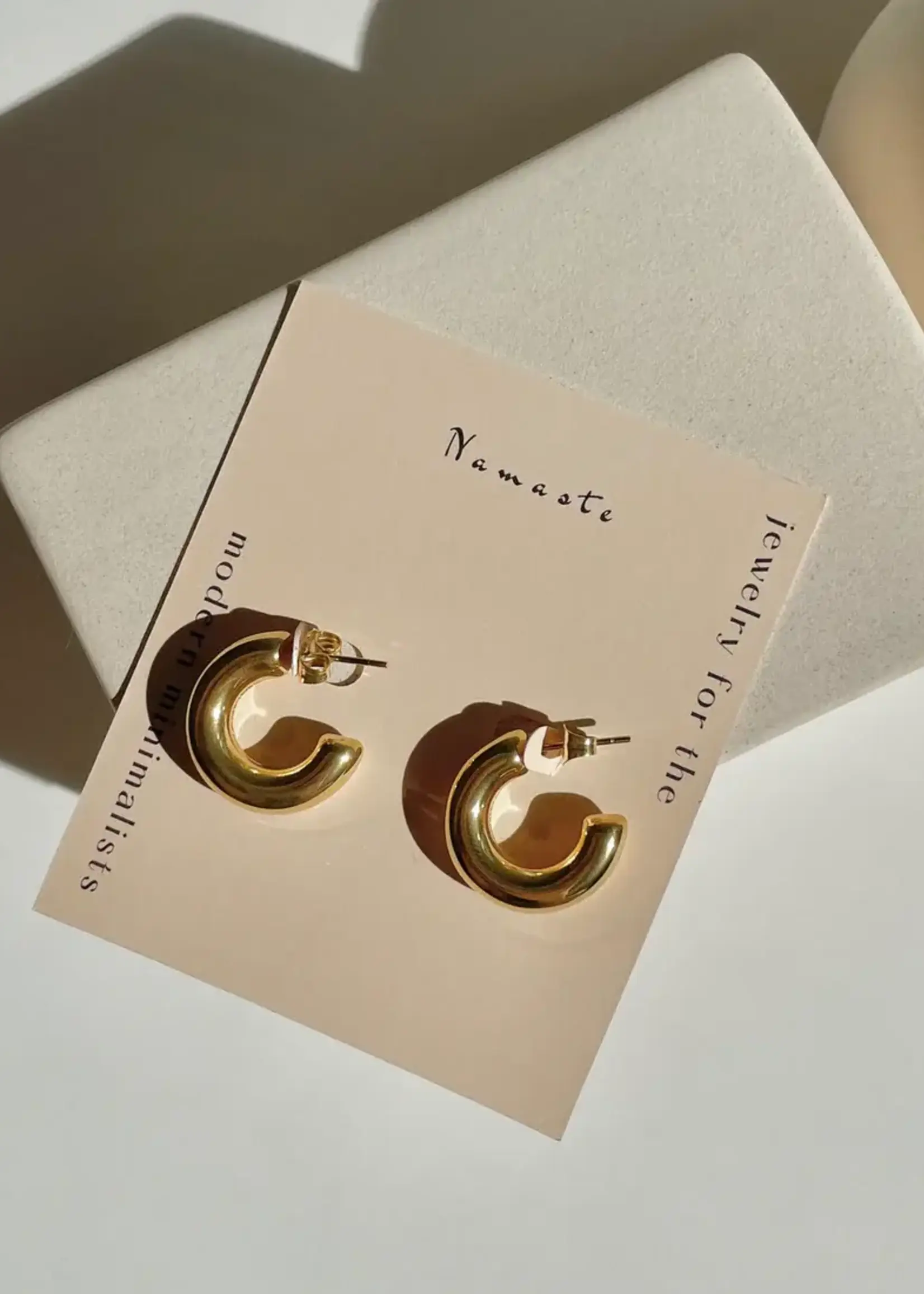 NAMASTE JEWELRY Essential Hoops