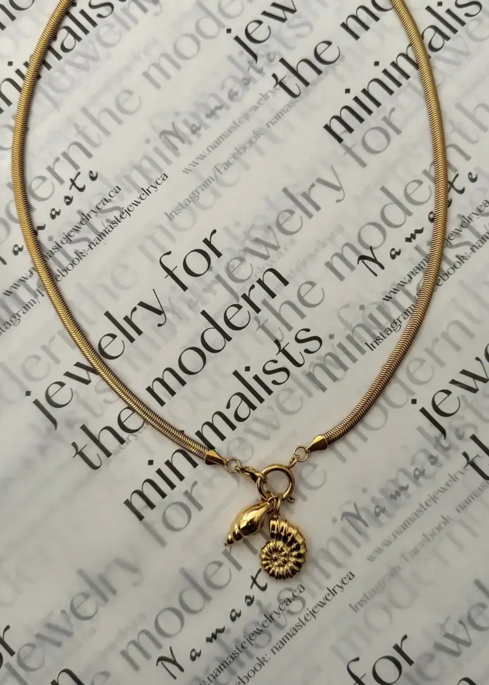 NAMASTE JEWELRY Conch Necklace