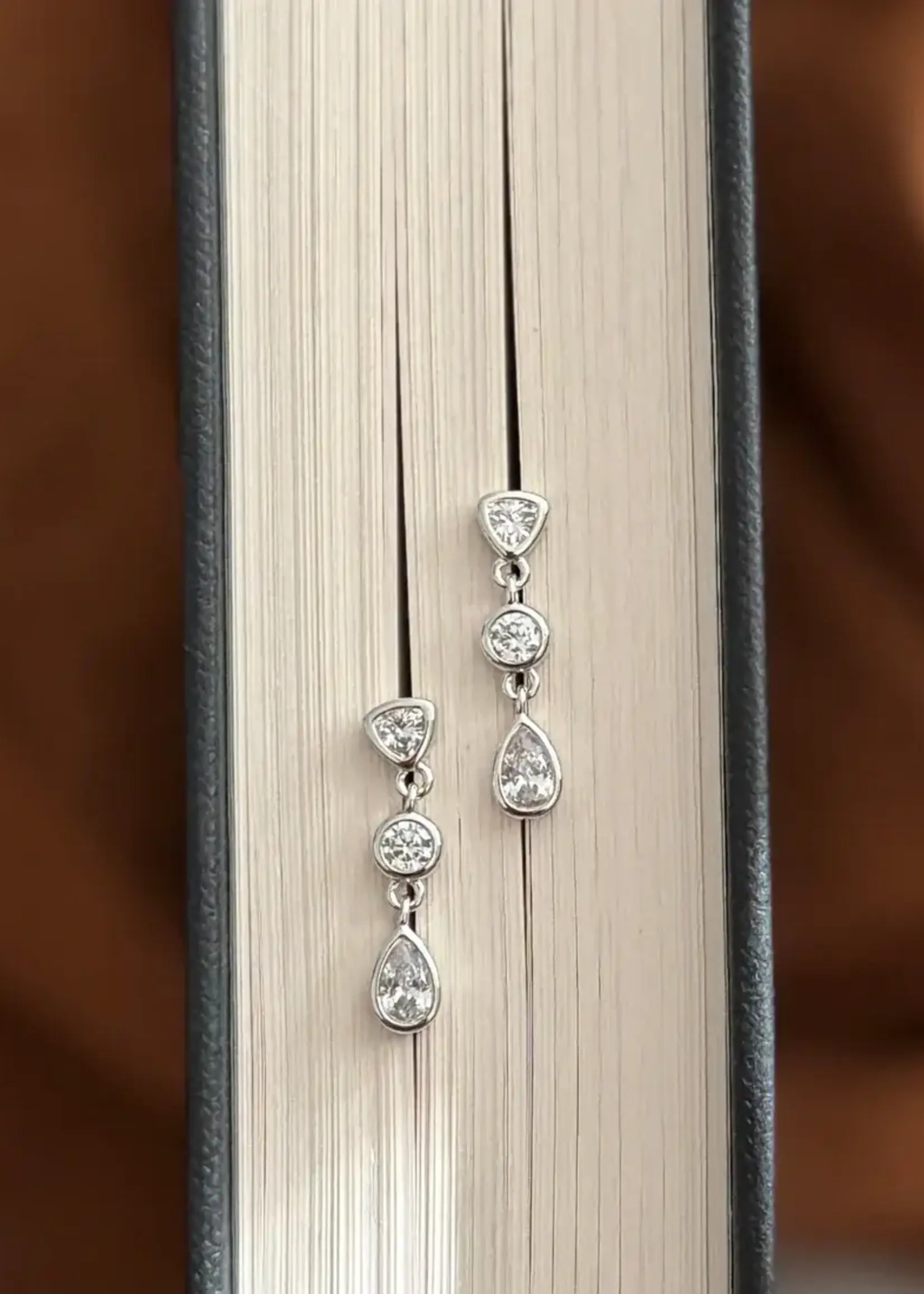 NAMASTE JEWELRY Namra Earrings