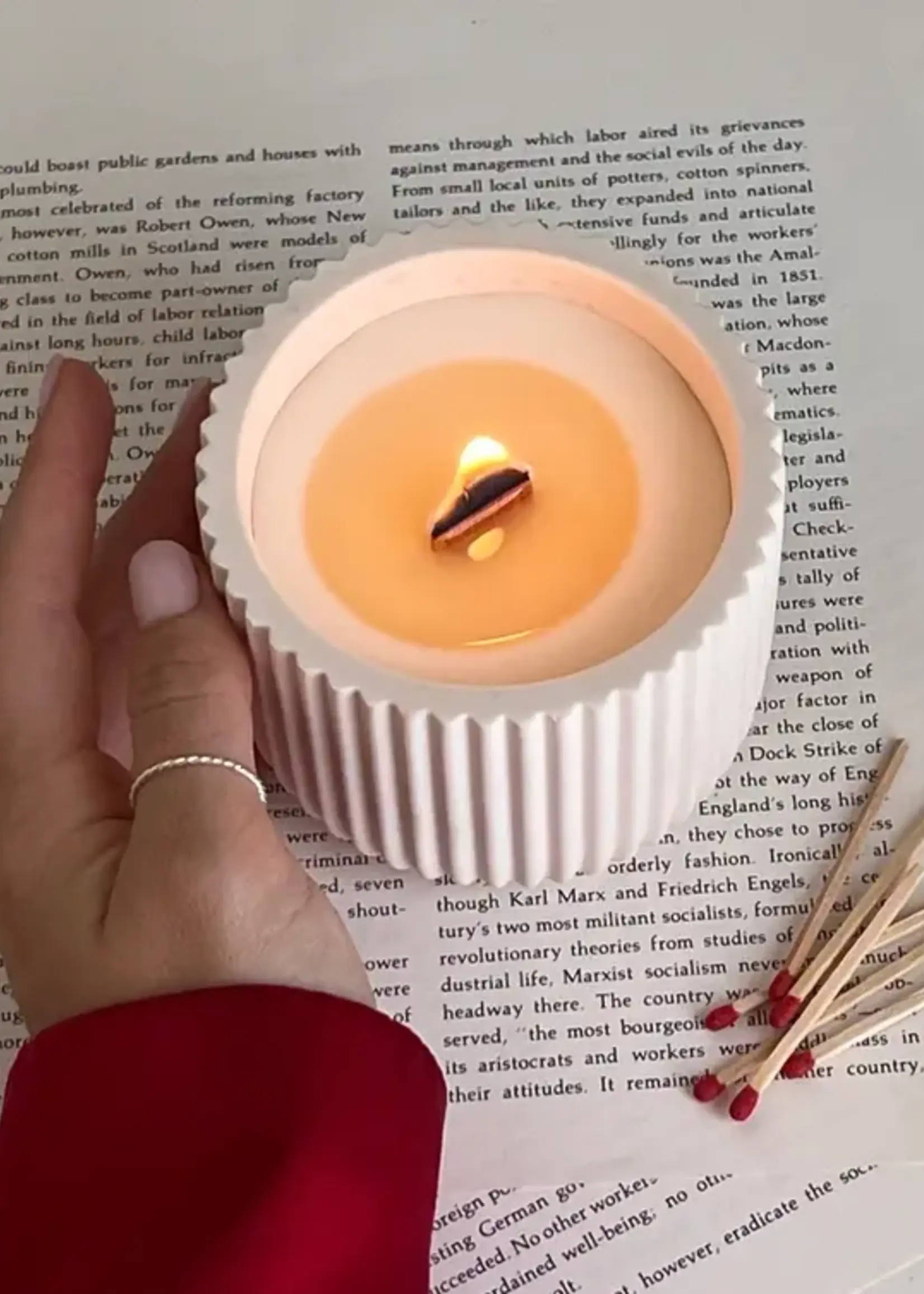 ESTELLE Studio SKYLER- Handmade Ribbed Jar Soy Candle | Wood Wick