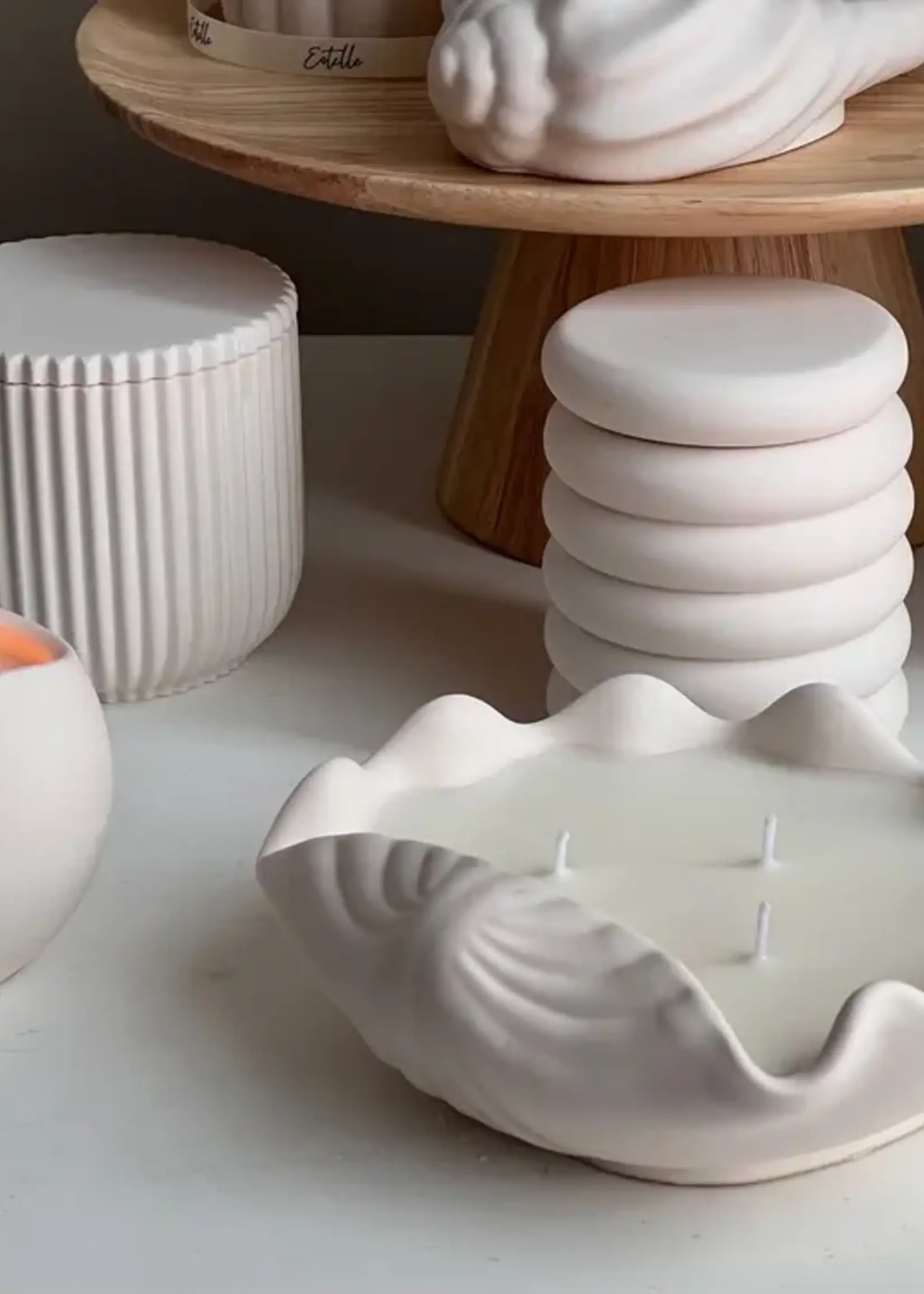 ESTELLE Studio SKYLER- Handmade Ribbed Jar Soy Candle | Wood Wick