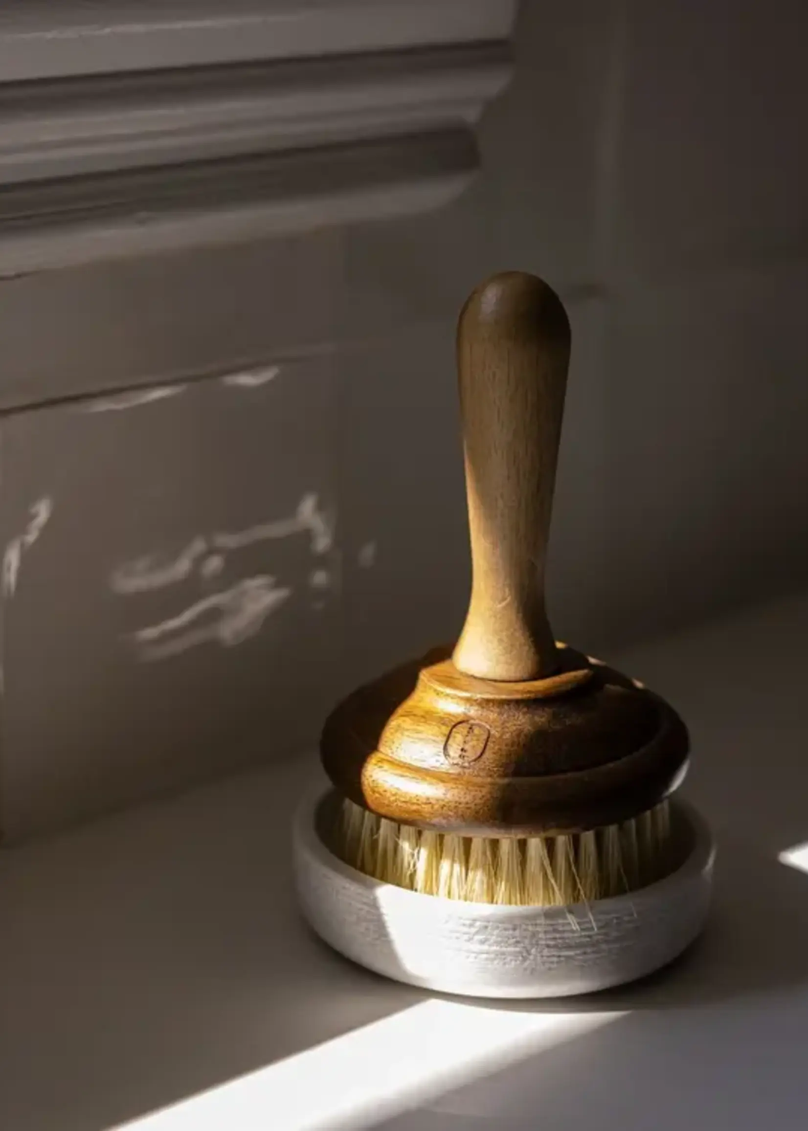 LUXE B CO Dish Soap Scrub Brush