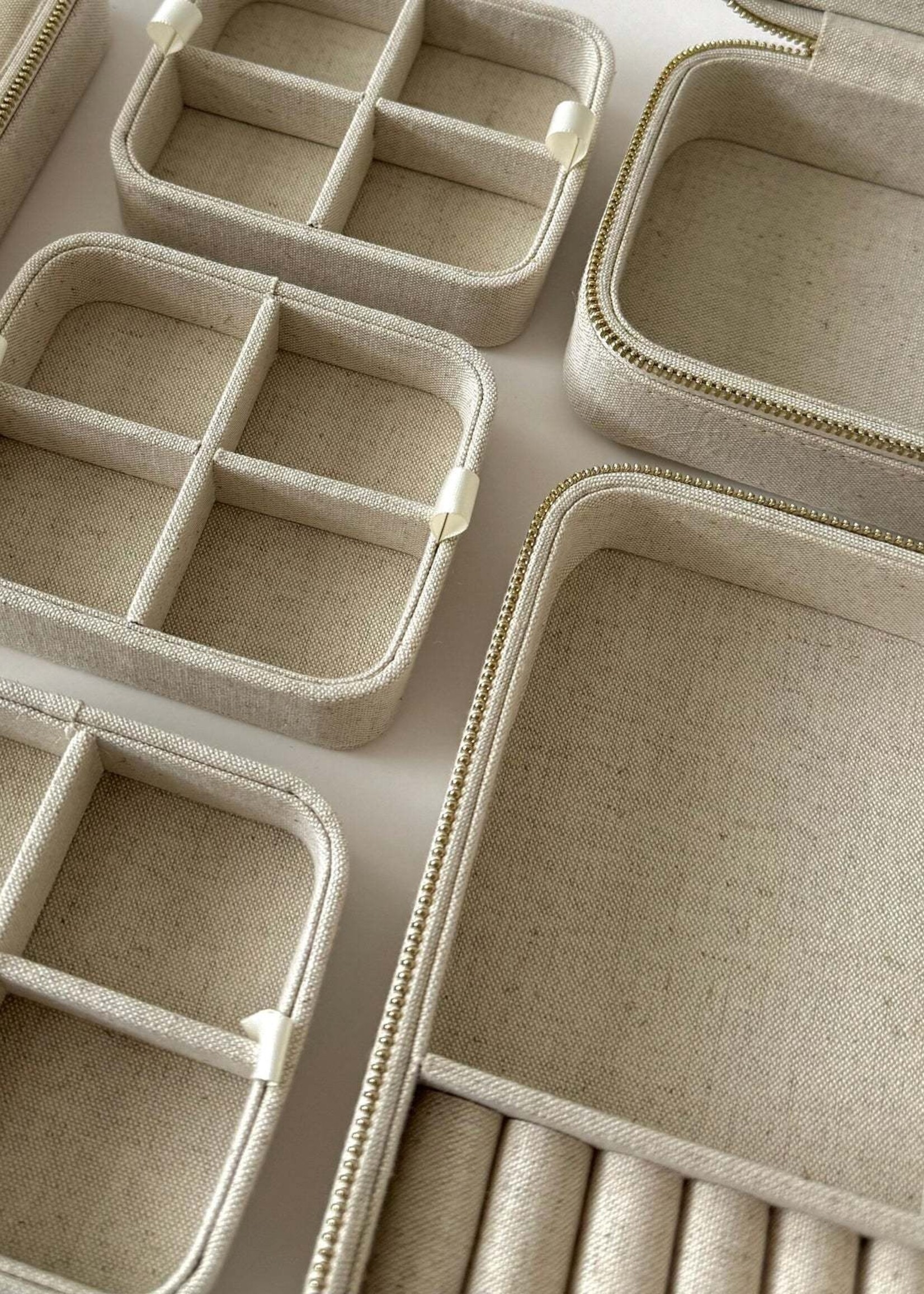 NAMASTE JEWELRY Jewelry Travel Case