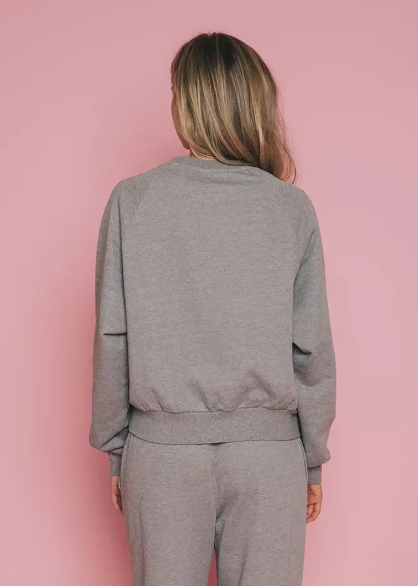 BRUNETTE  the label Je T'aime - Cousin Crew