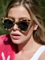 Shady Lady Hayley Sunglasses - Light Tortoise