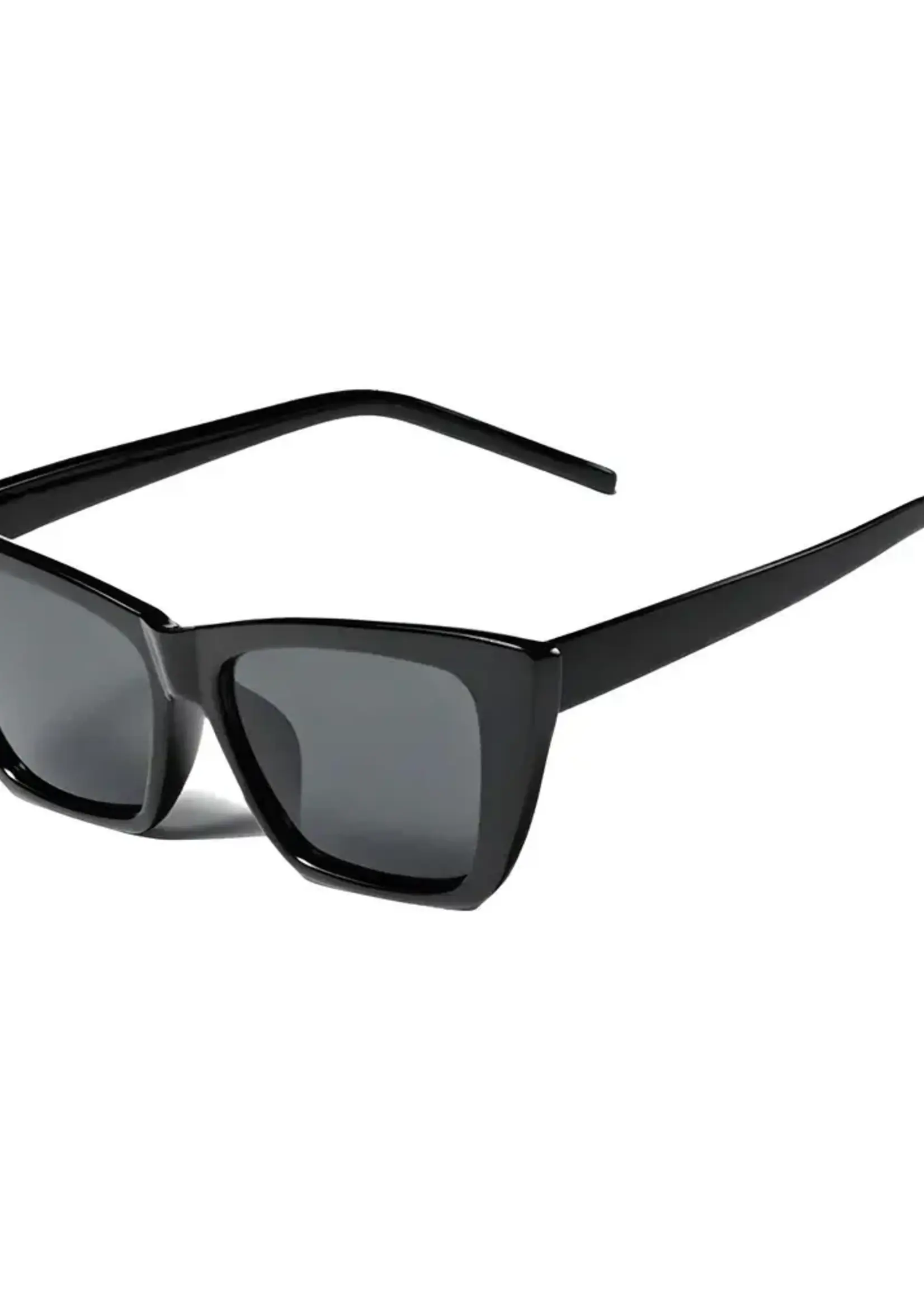 Shady Lady Gwen Sunglasses - Black