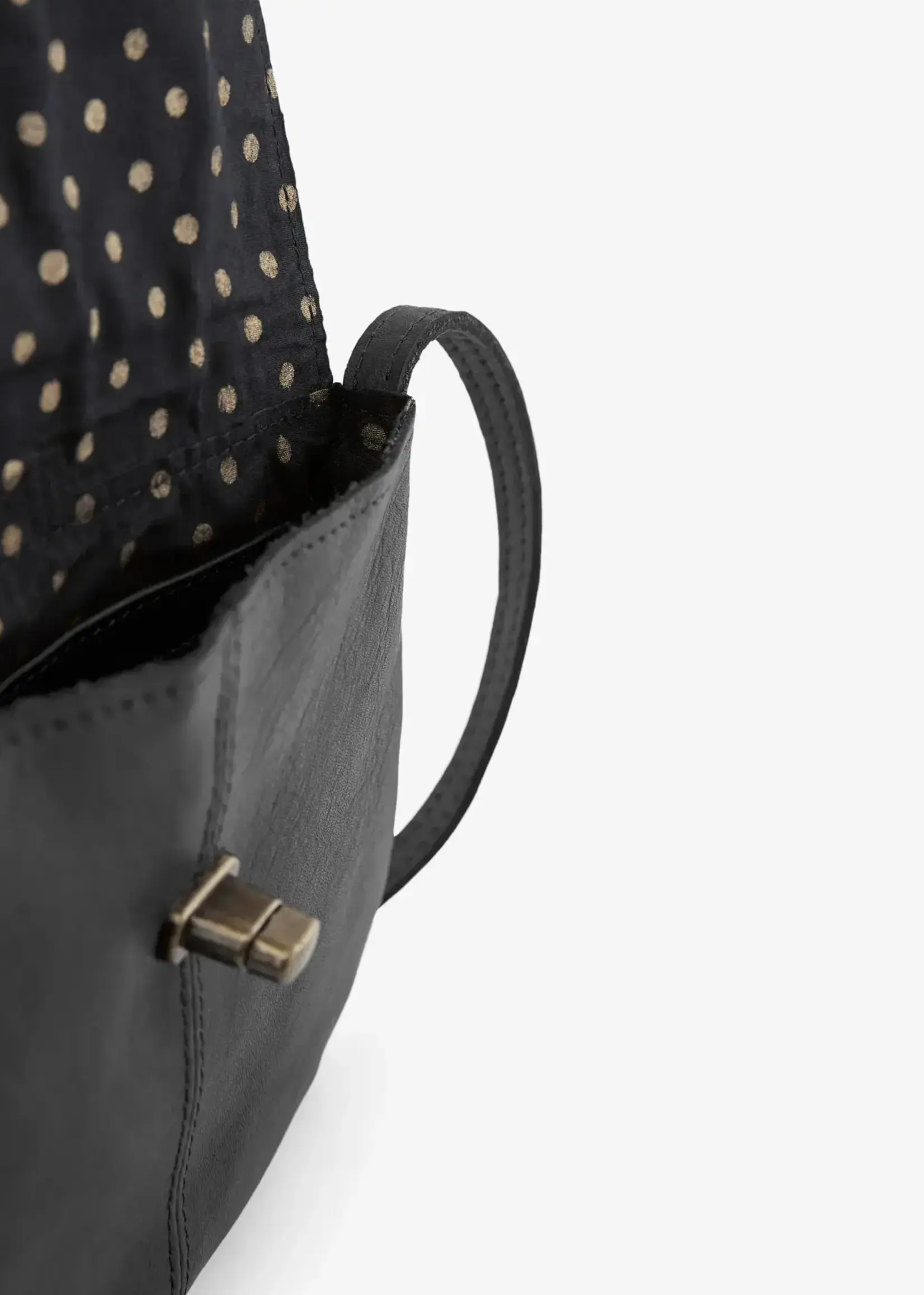 PIECES TOTALLY ROYAL LEATHER PARTY BAG