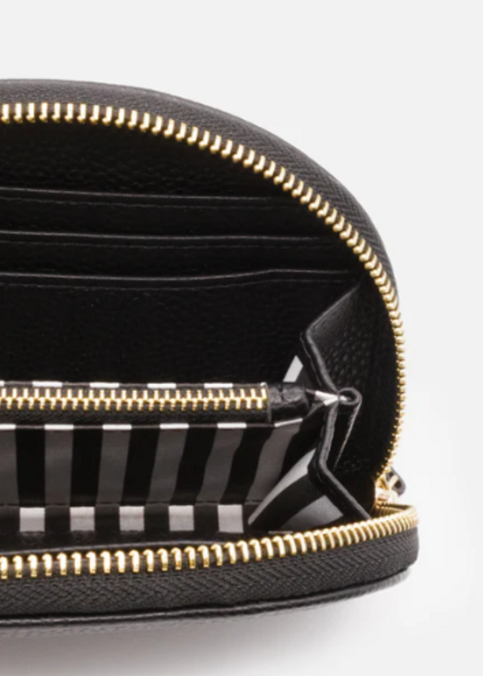 LeBLANC finds Half Moon Wallet - Black