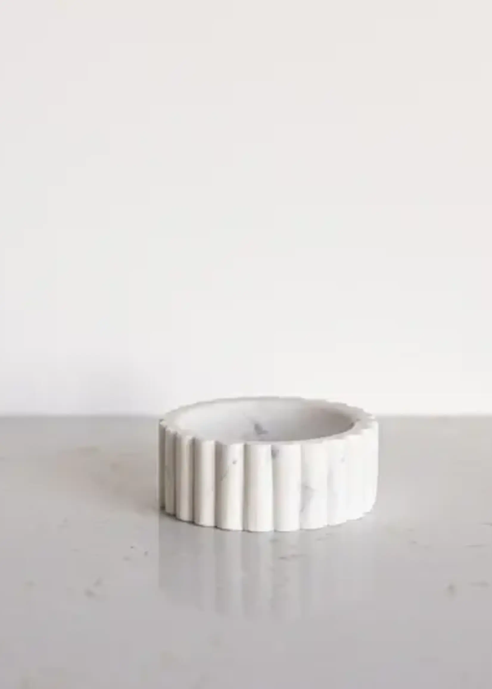 LUXE B CO Flute Dish Soap Holder