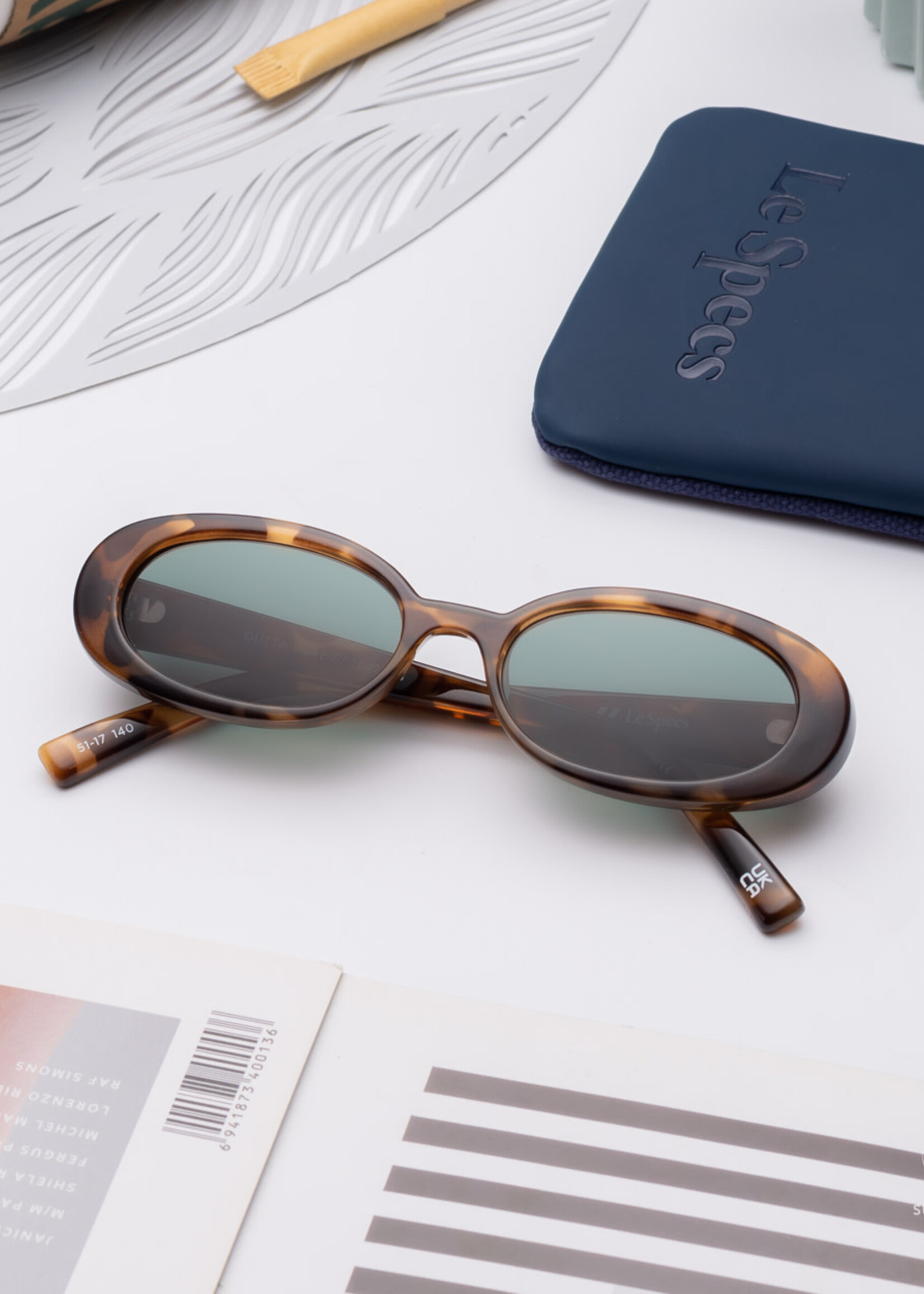 LE SPECS Outta Love - Tort