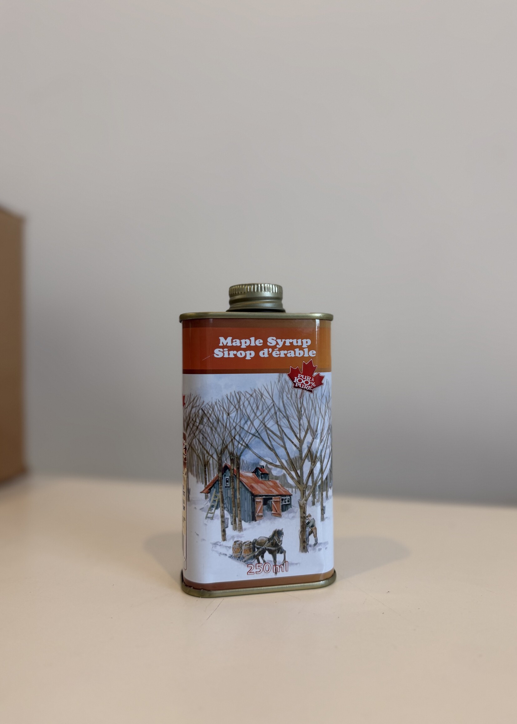 VOISIN'S MAPLE PRODUCTS Amber Rich Maple Syrup Tin