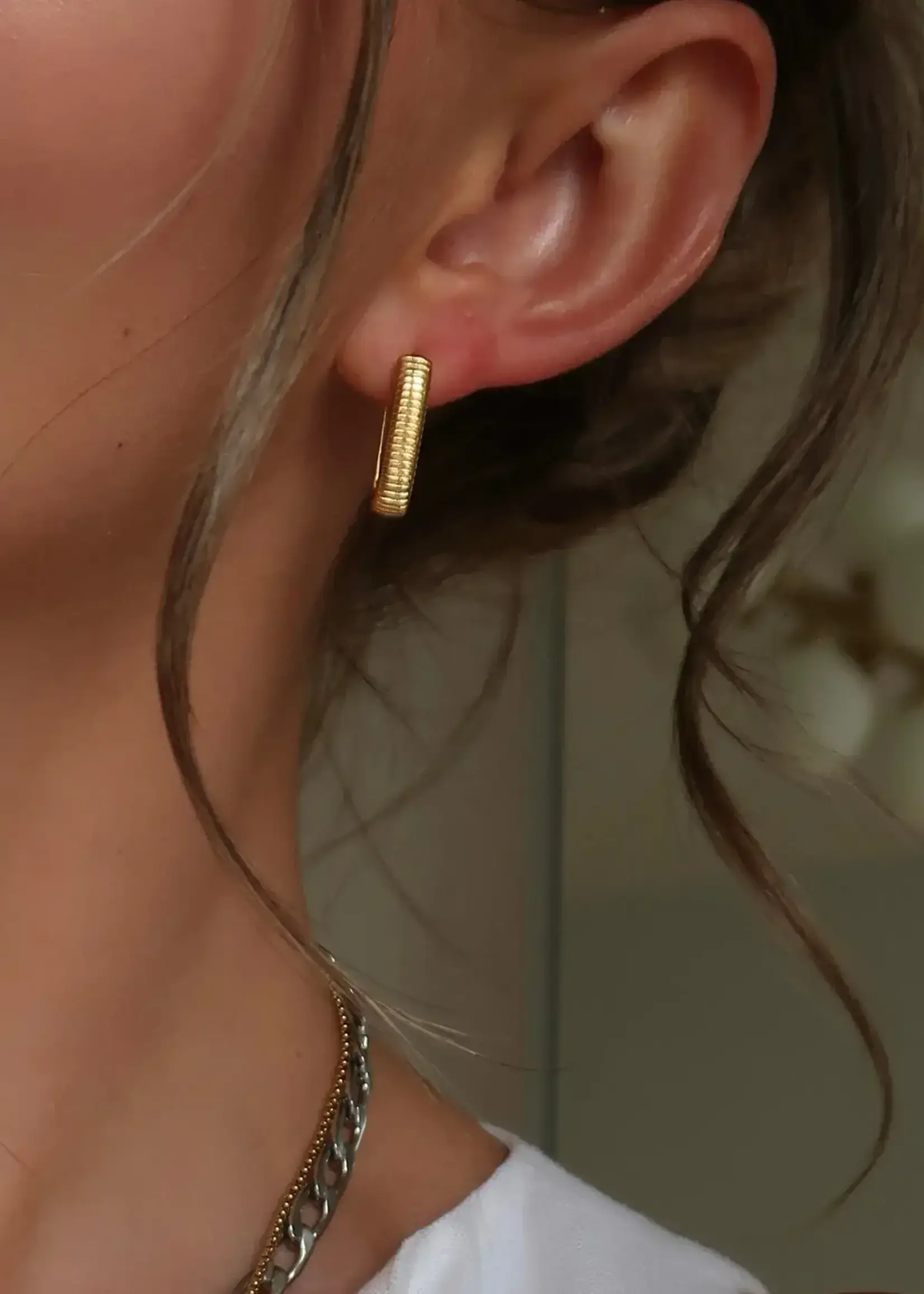 NAMASTE JEWELRY Small Ray Ribbed 2.0