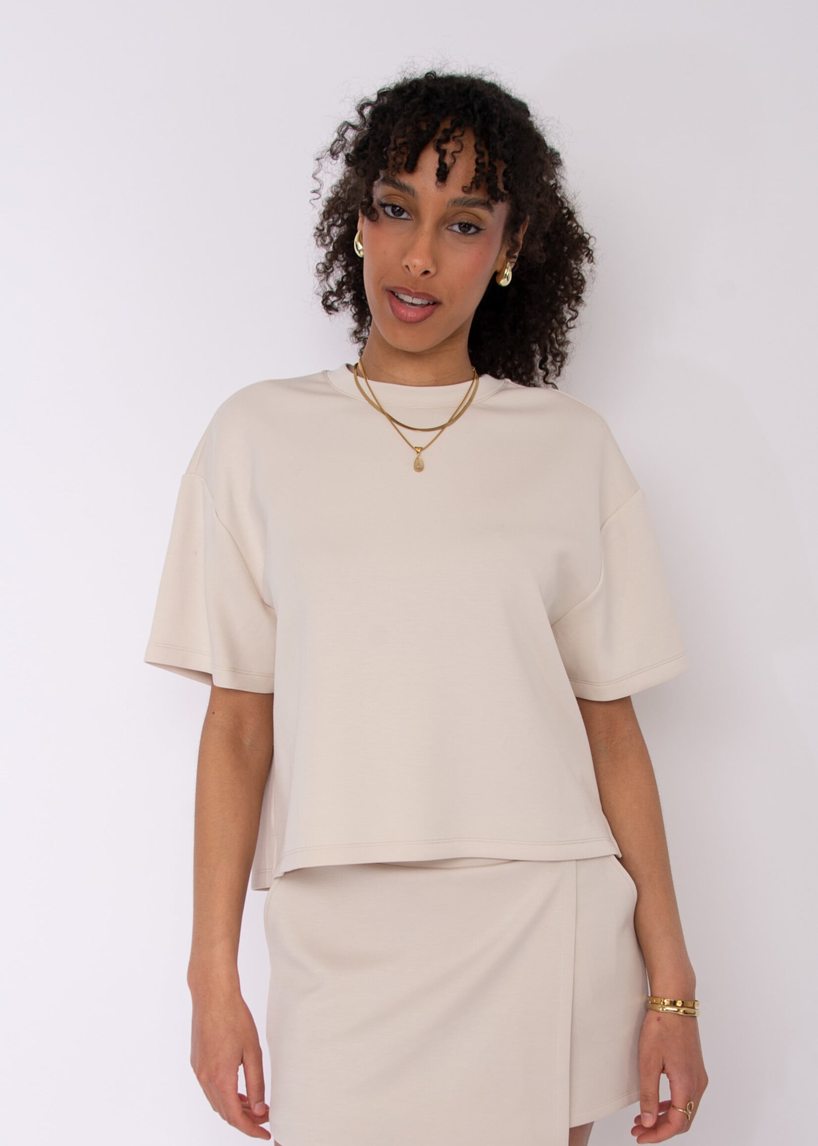 RD STYLE Tess Signature Soft Knit Top