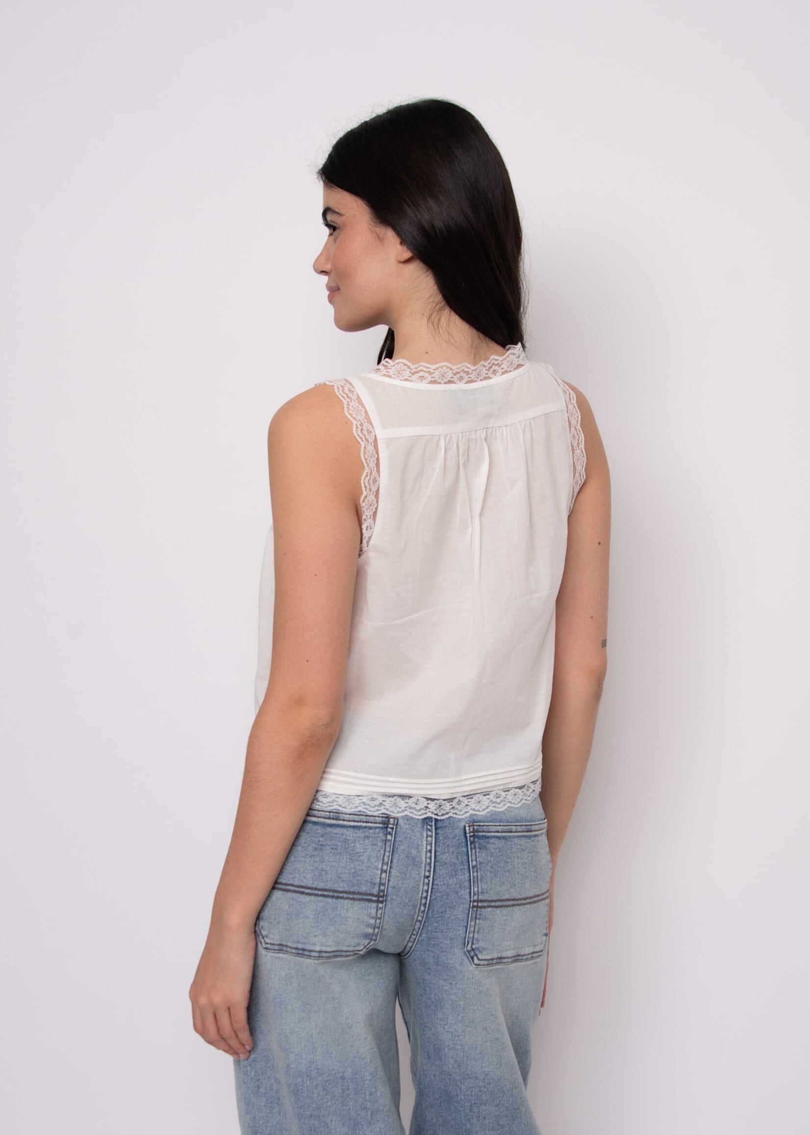 RD STYLE Alia Sleeveless Button Up