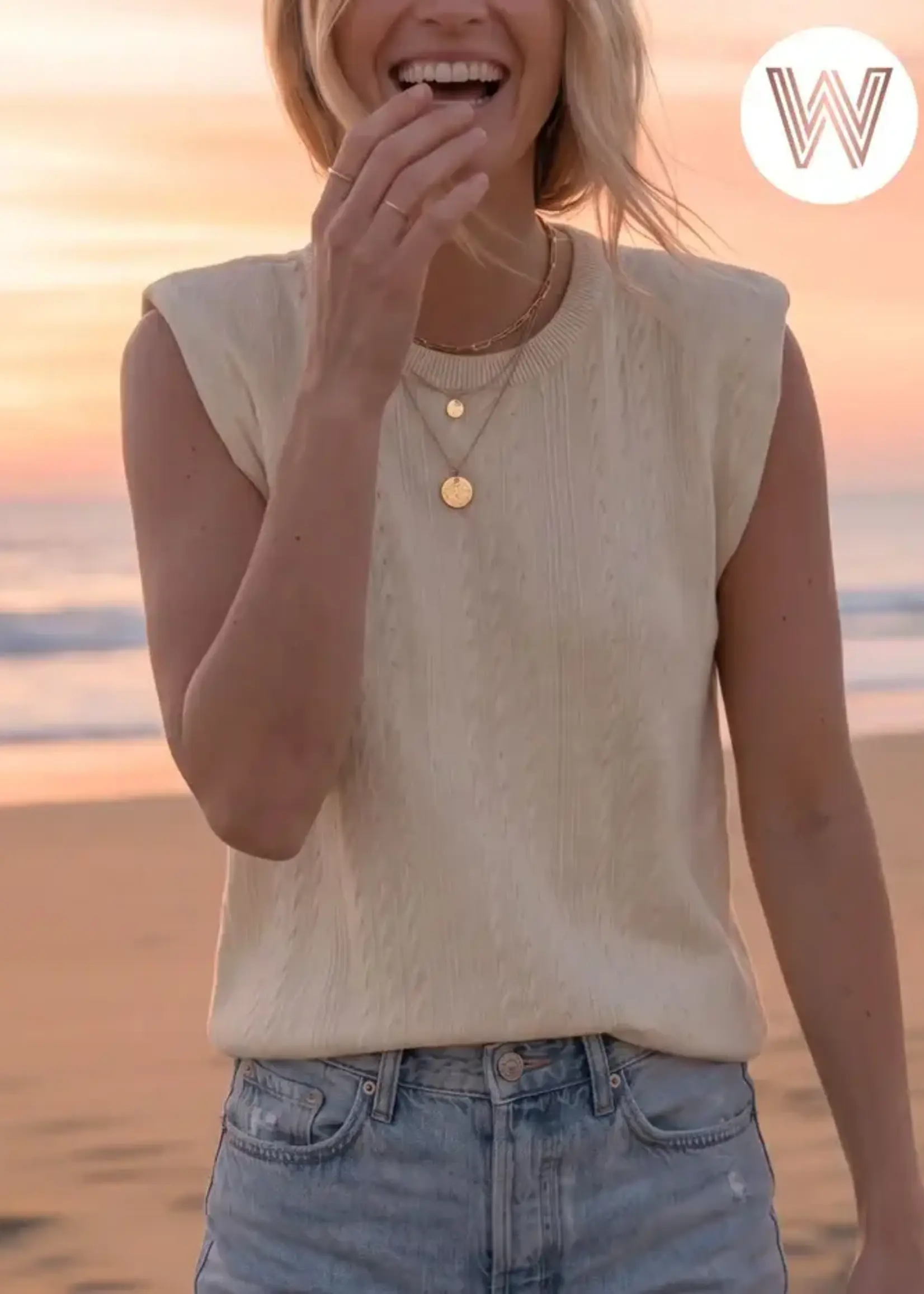 WESLYNN Rowan Top