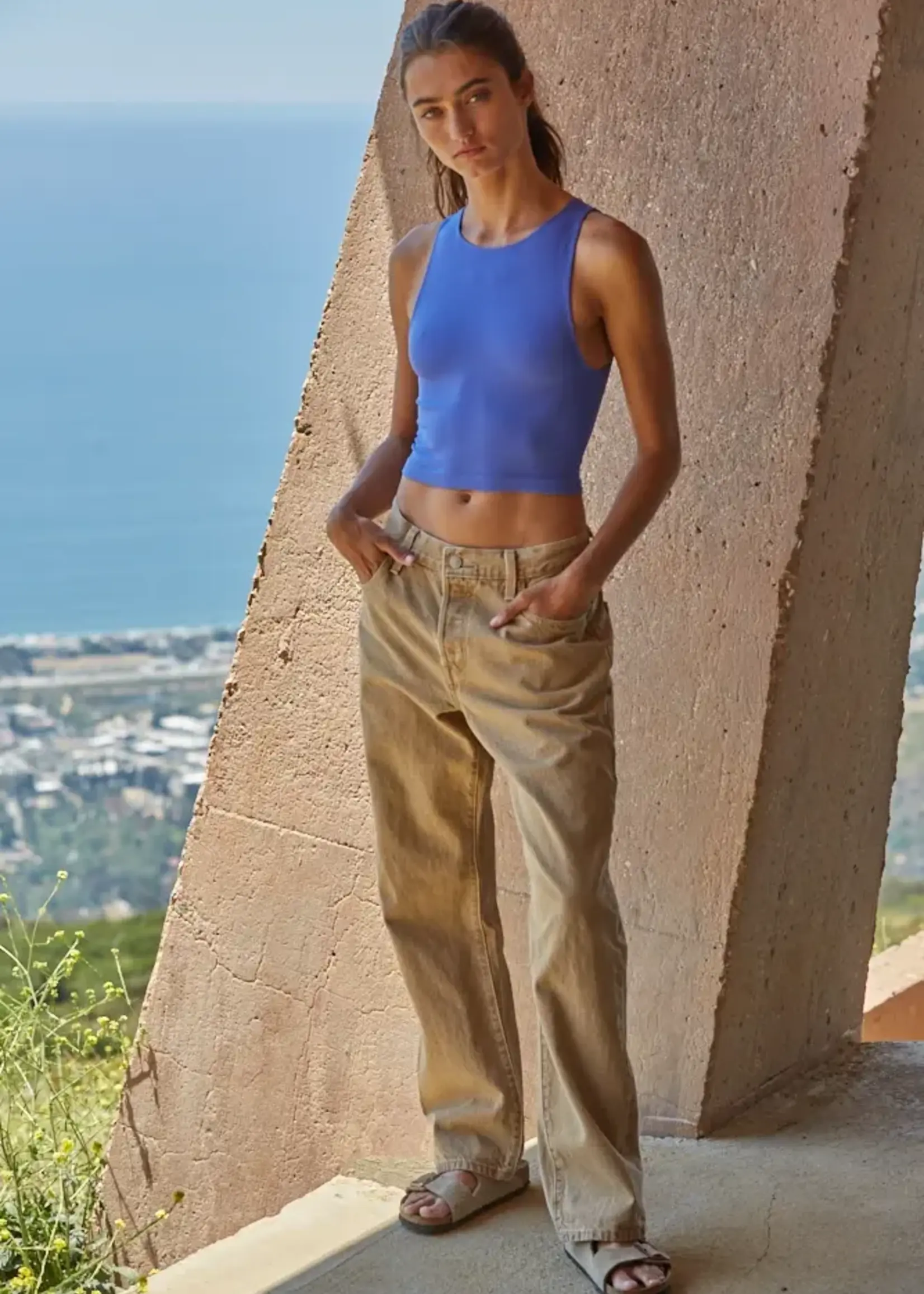 BY TOGETHER Casual Crew Neck Crop Top