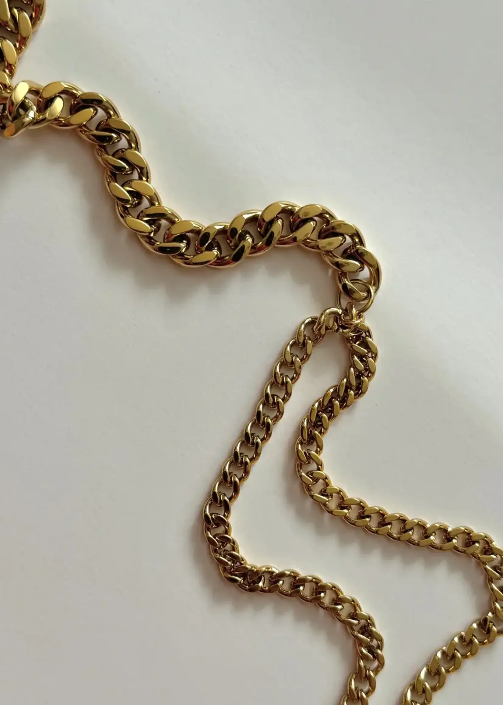 NAMASTE JEWELRY Maliya Chain Necklace