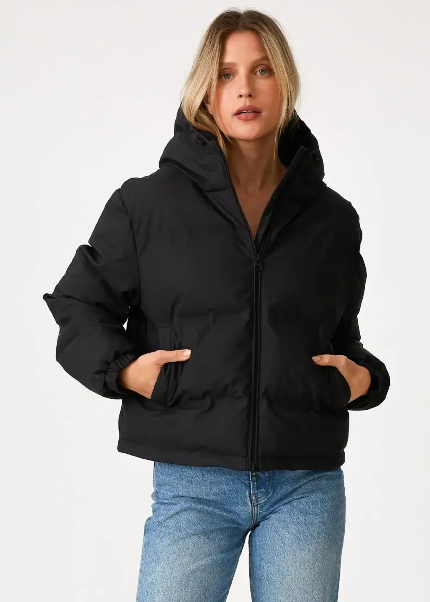 LeBLANC finds Hooded Coated Fabric Crop Puffer