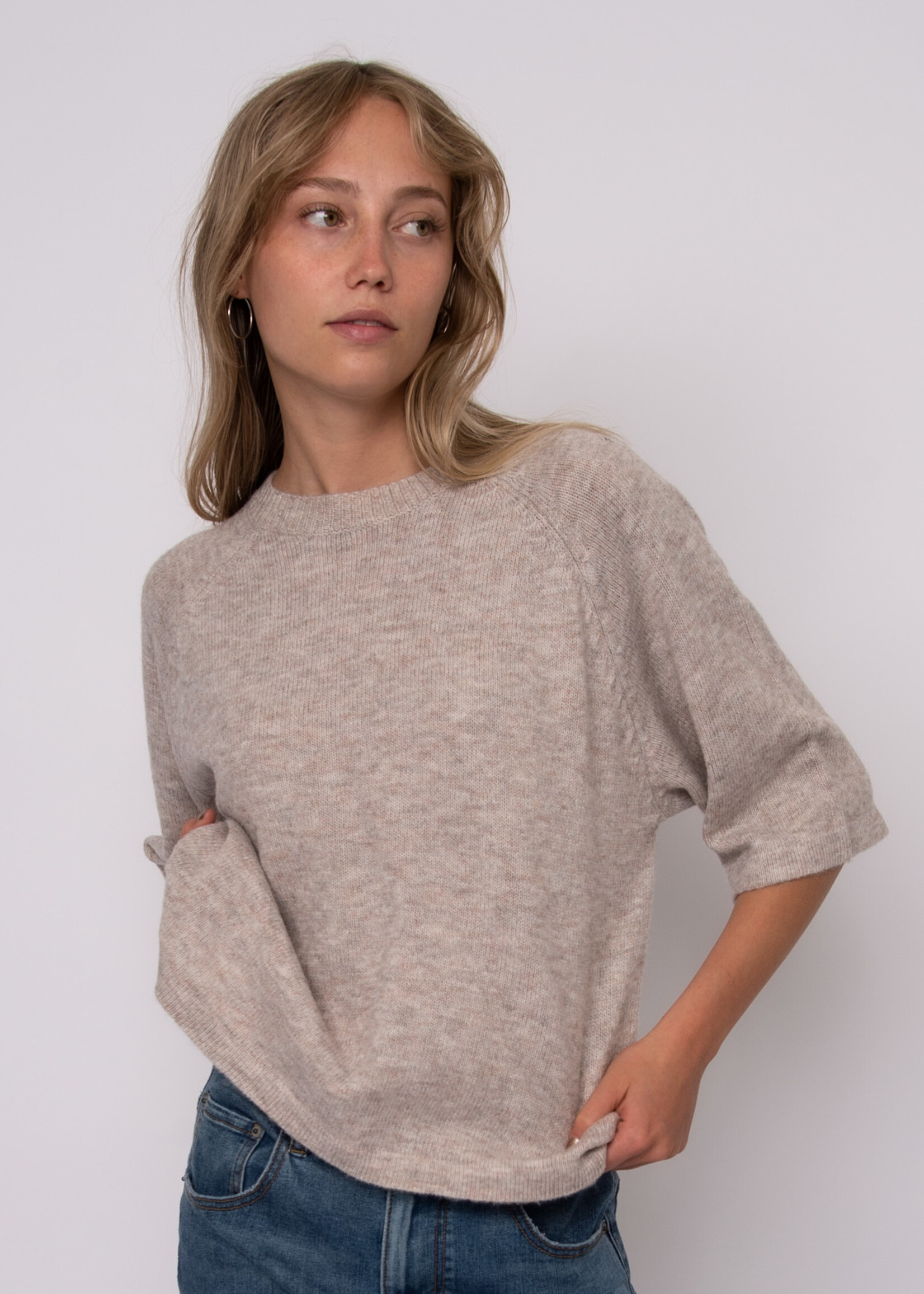 RD STYLE Ulla Raglan Sleeve Crew Neck Pull Over