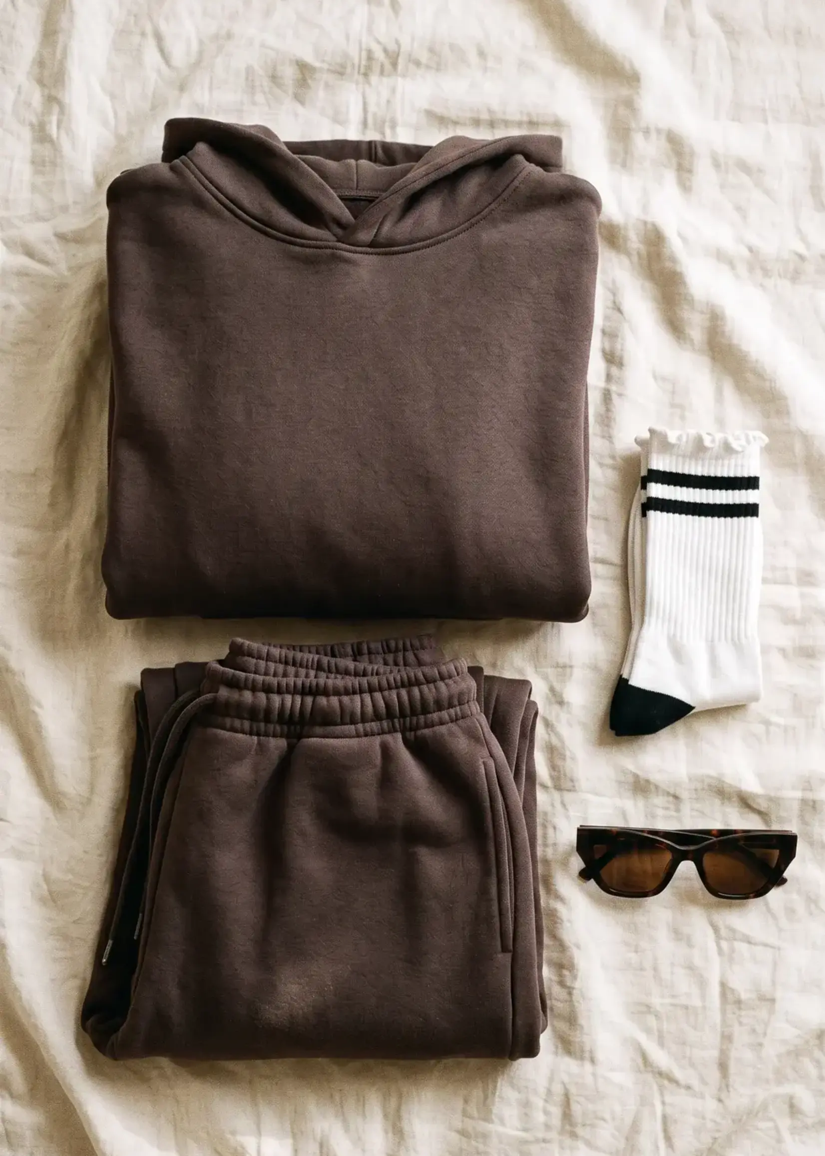 PRIV Linden Hoodie – Relaxed Fleece Pullover