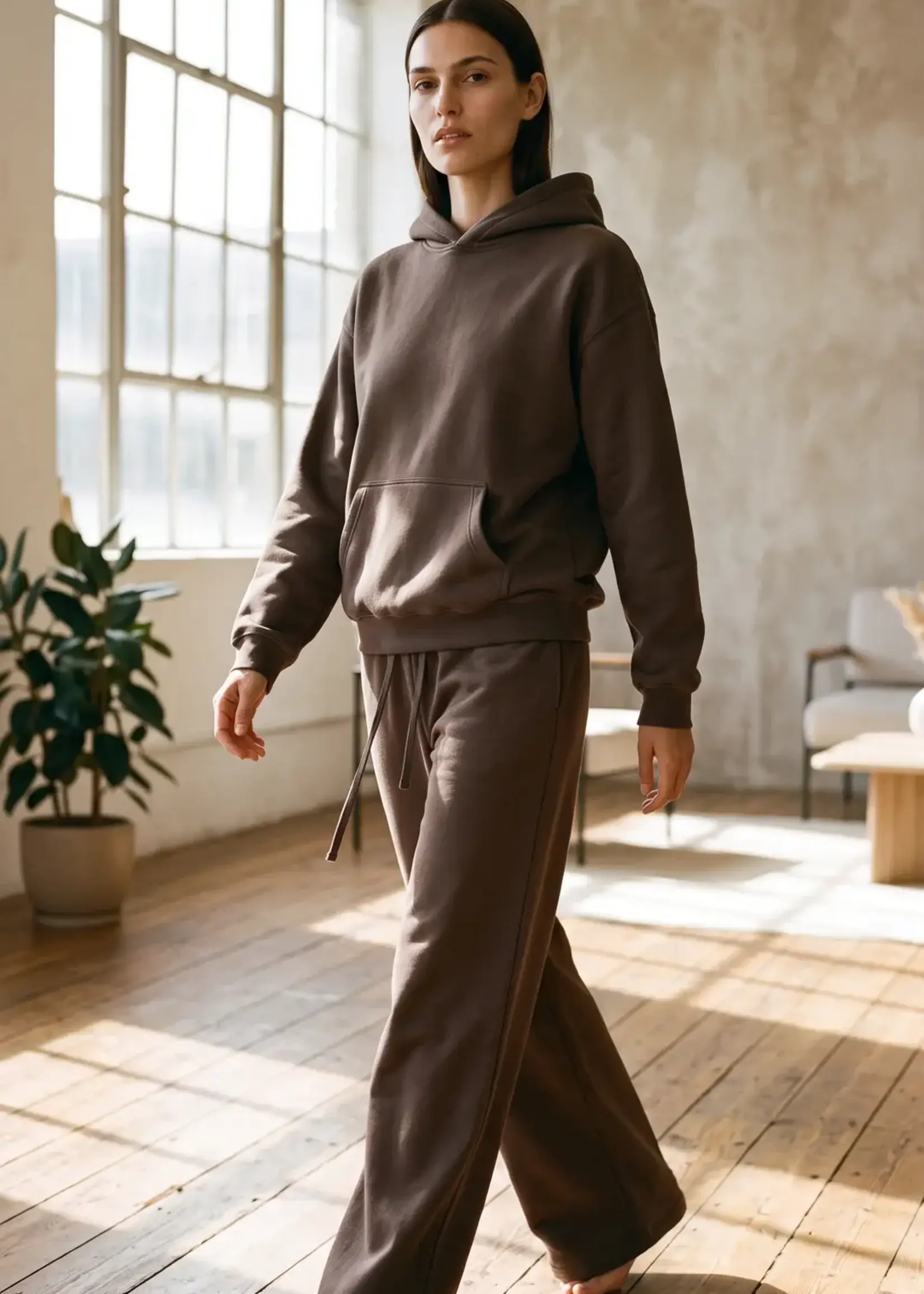 PRIV Linden Hoodie – Relaxed Fleece Pullover