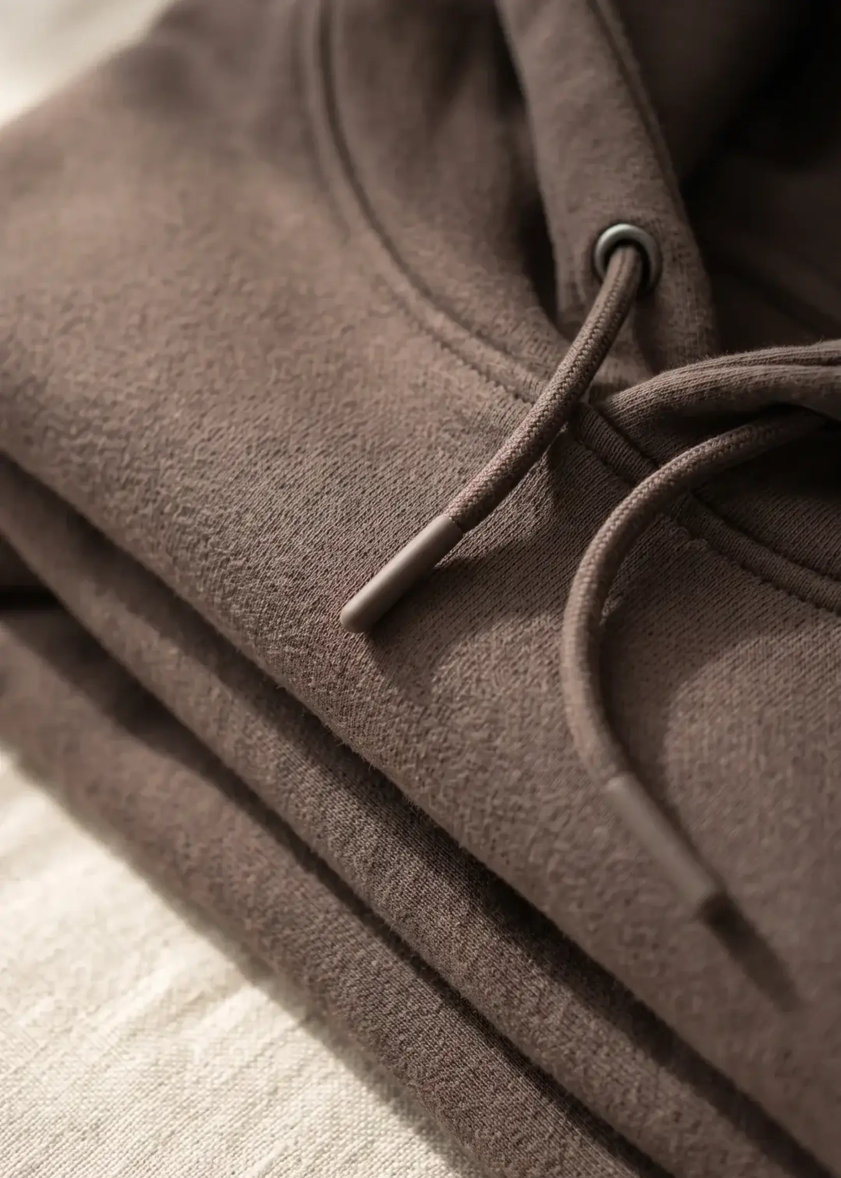 PRIV Linden Hoodie – Relaxed Fleece Pullover