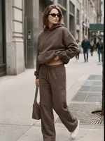 PRIV Linden Hoodie – Relaxed Fleece Pullover