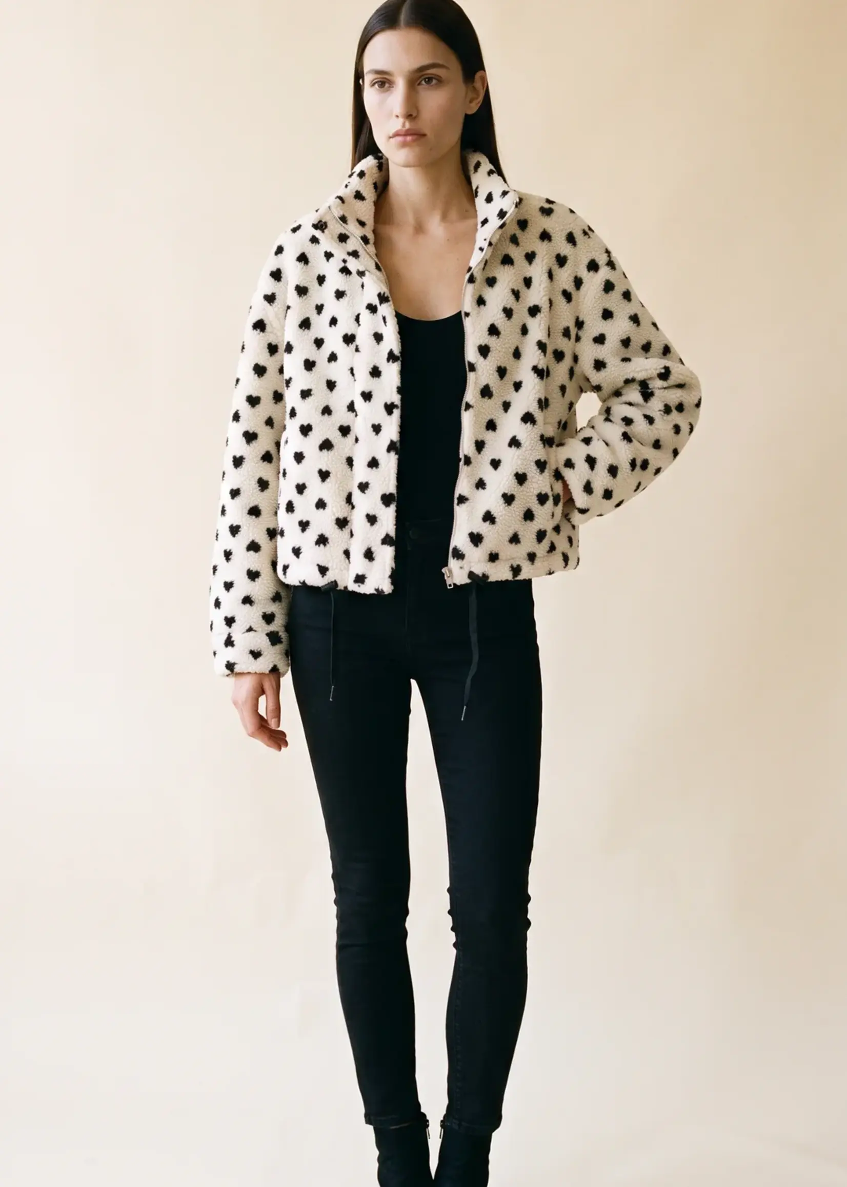 PRIV Cleo – Plush Teddy Coat