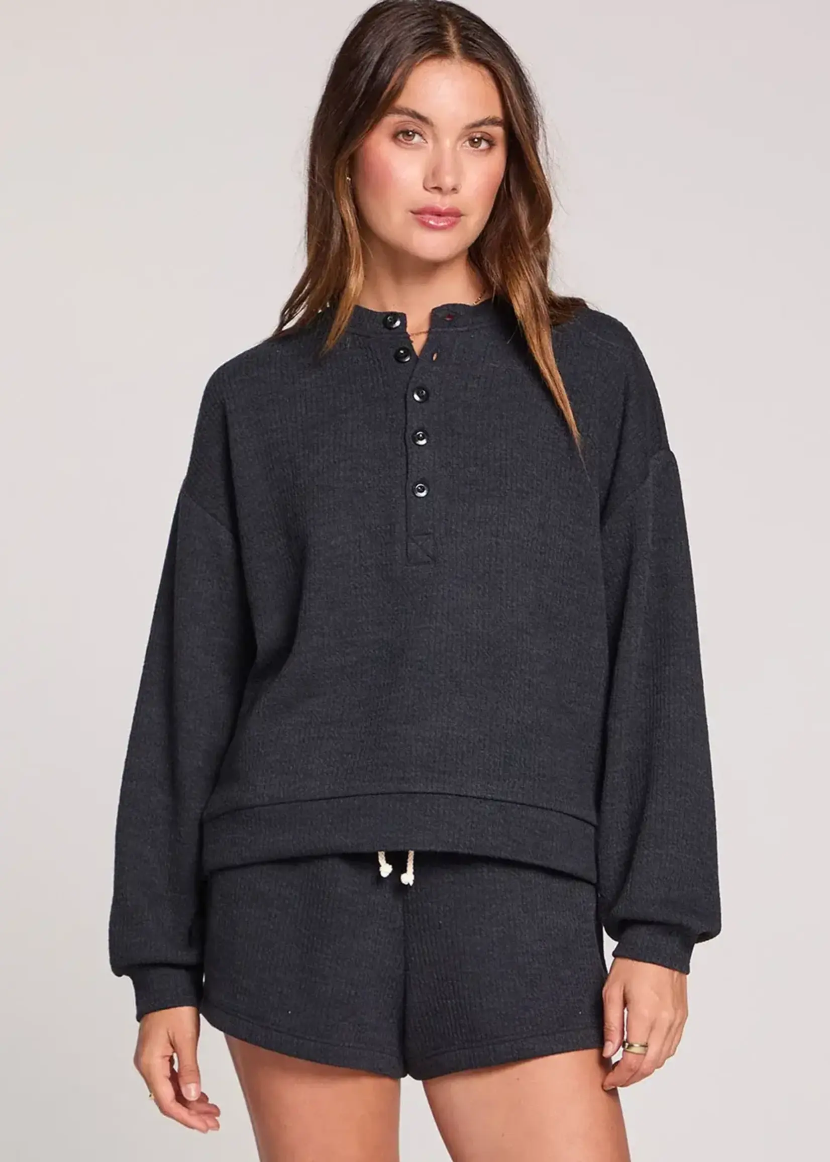 Long Sleeve Pull Over