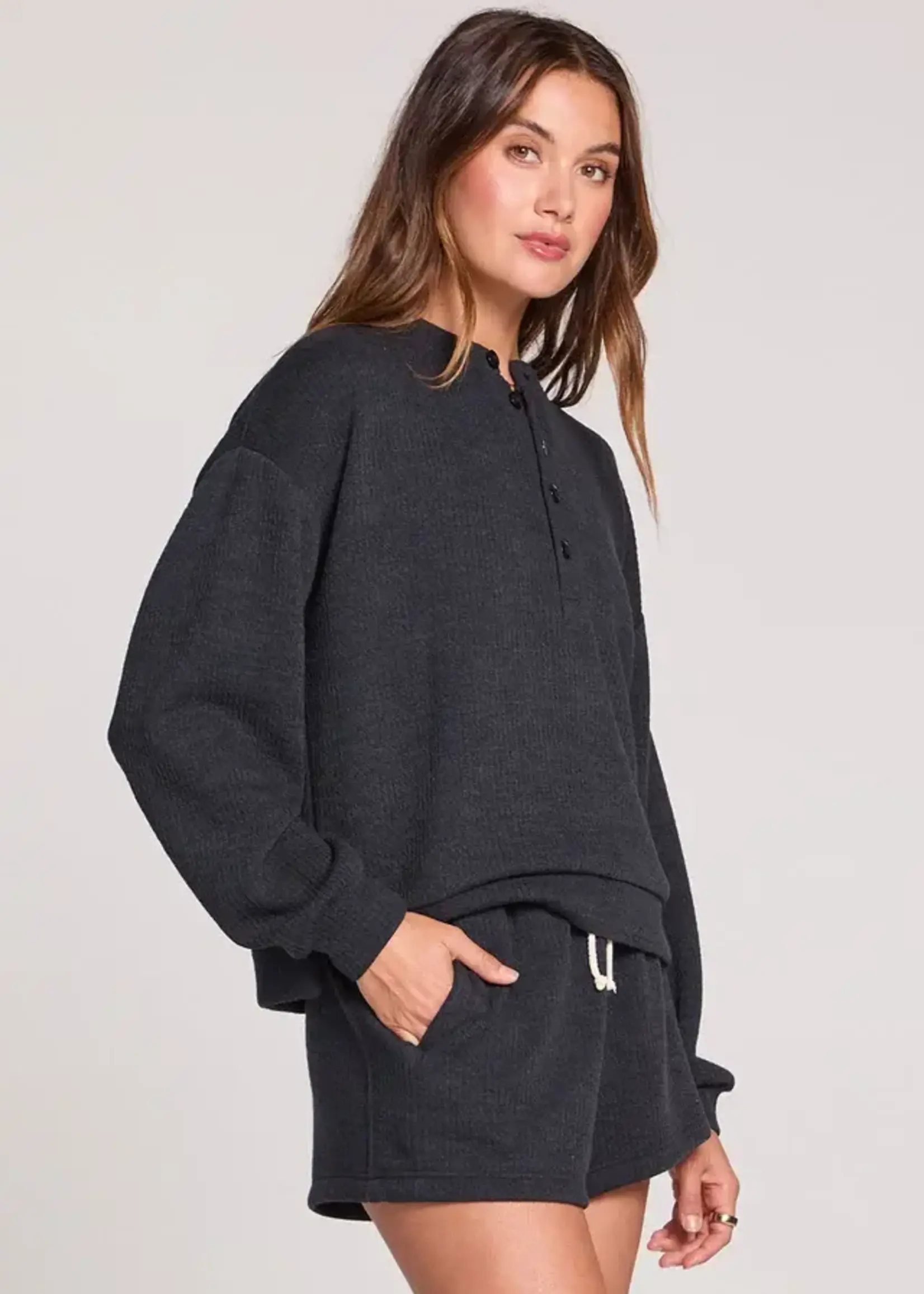 Long Sleeve Pull Over