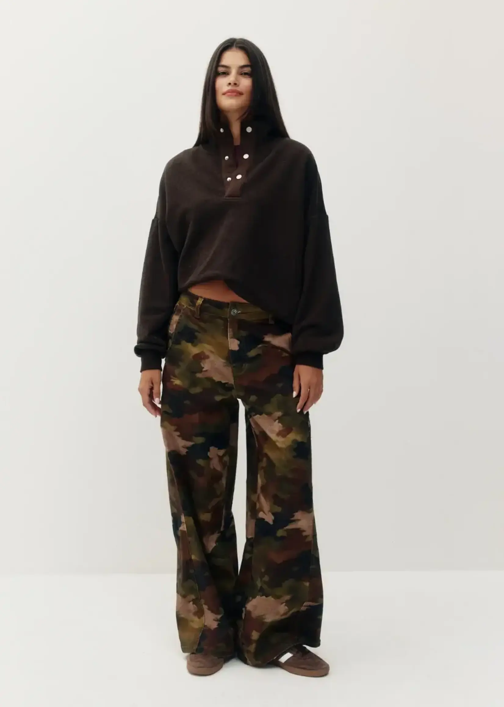 KUWALLA funnel sweatshirt