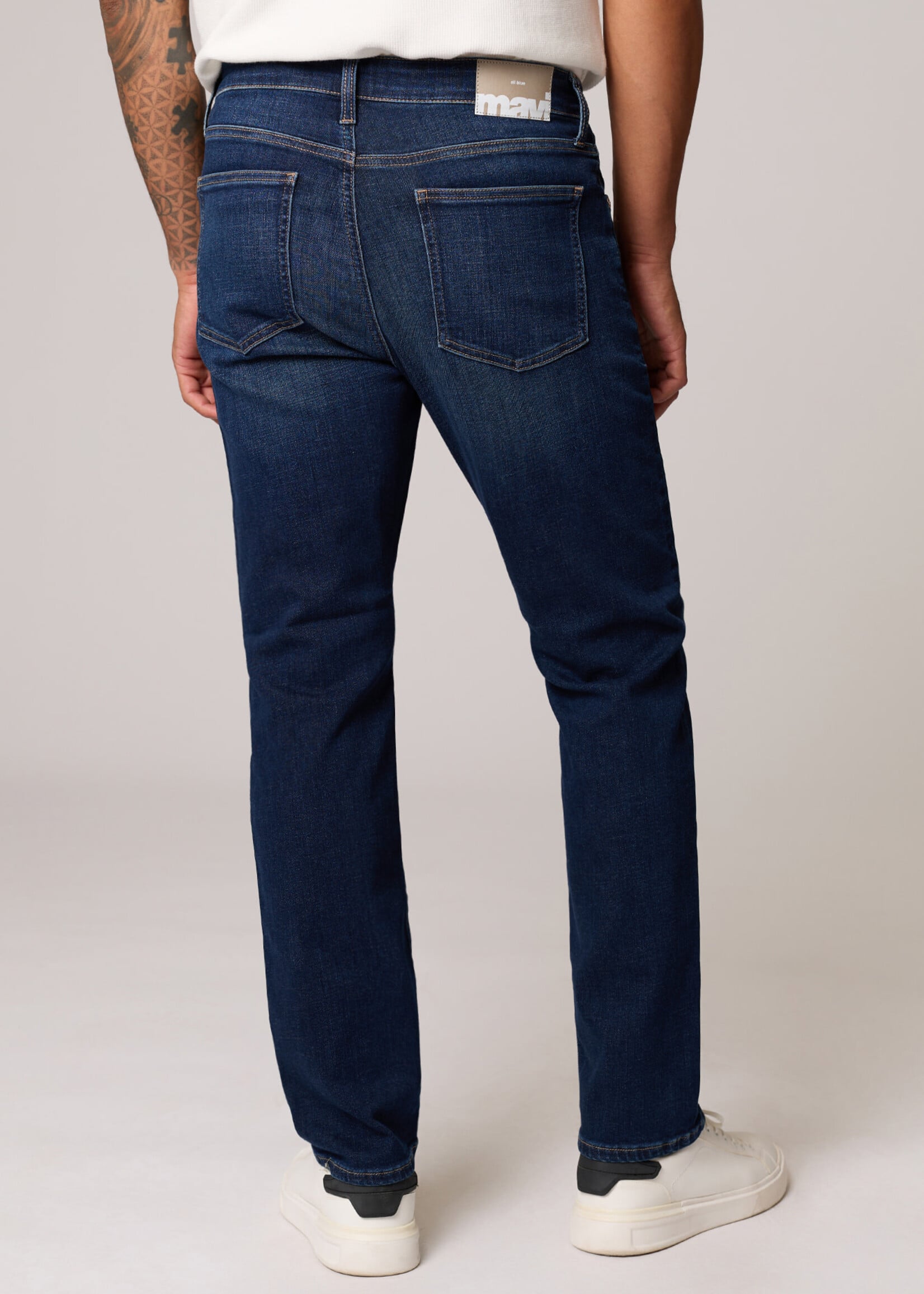 MAVI Jeans Zach Straight Leg Classic Vintage