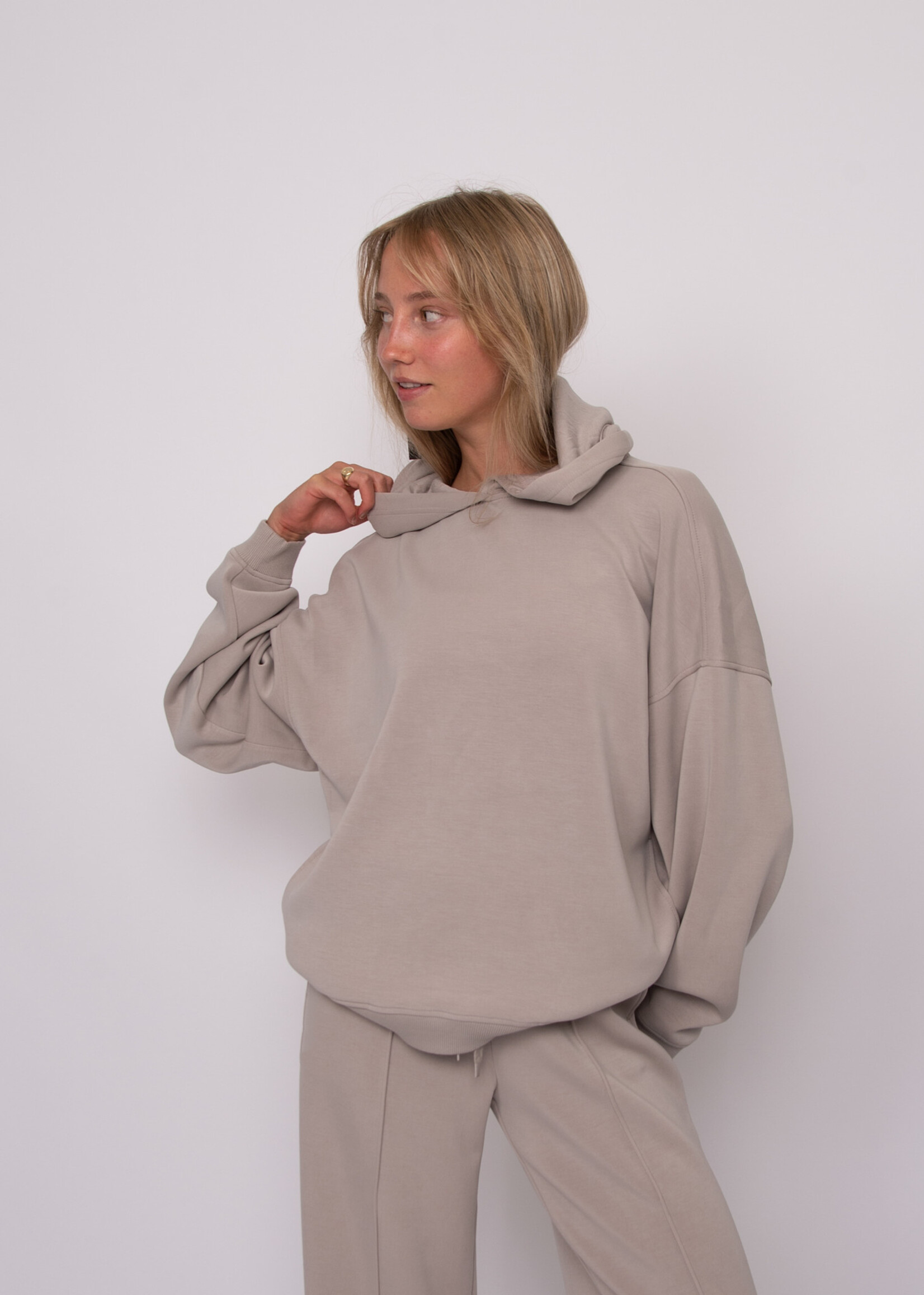 RD STYLE HALANA SOFT KNIT LS SHORT HOODIE