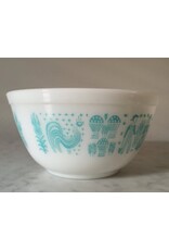 Pyrex butterprintbowl