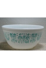 Pyrex butterprintbowl