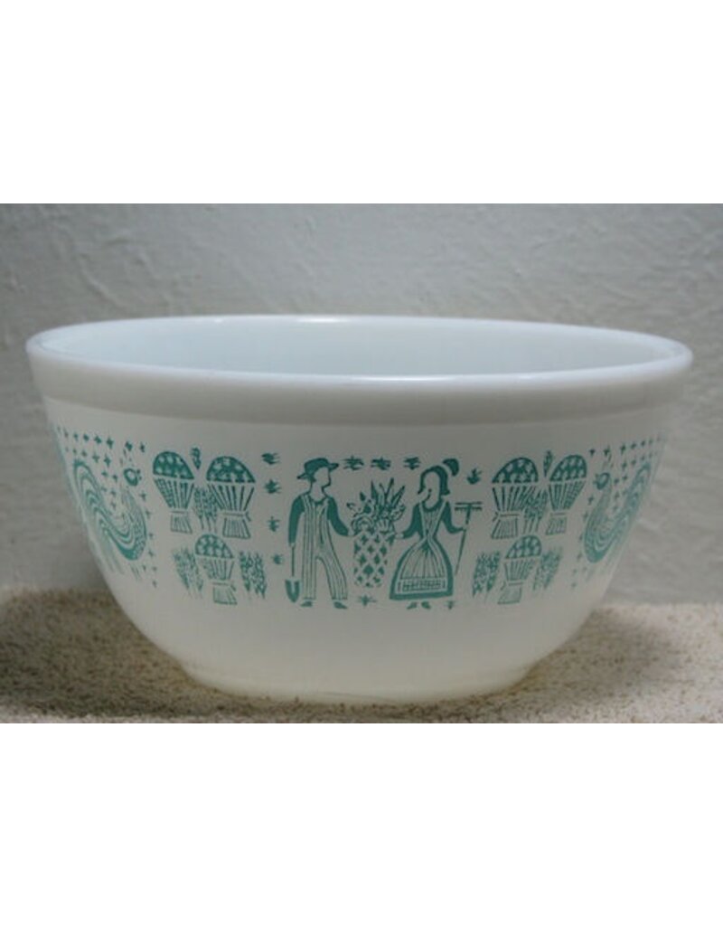 Pyrex butterprintbowl