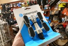 Dimension Cruiser pedals w/grip and reflectors