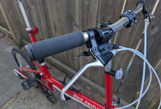 Bike Friday Bike Friday New World Tourist, 1x9, 60CM, flag red, 40071