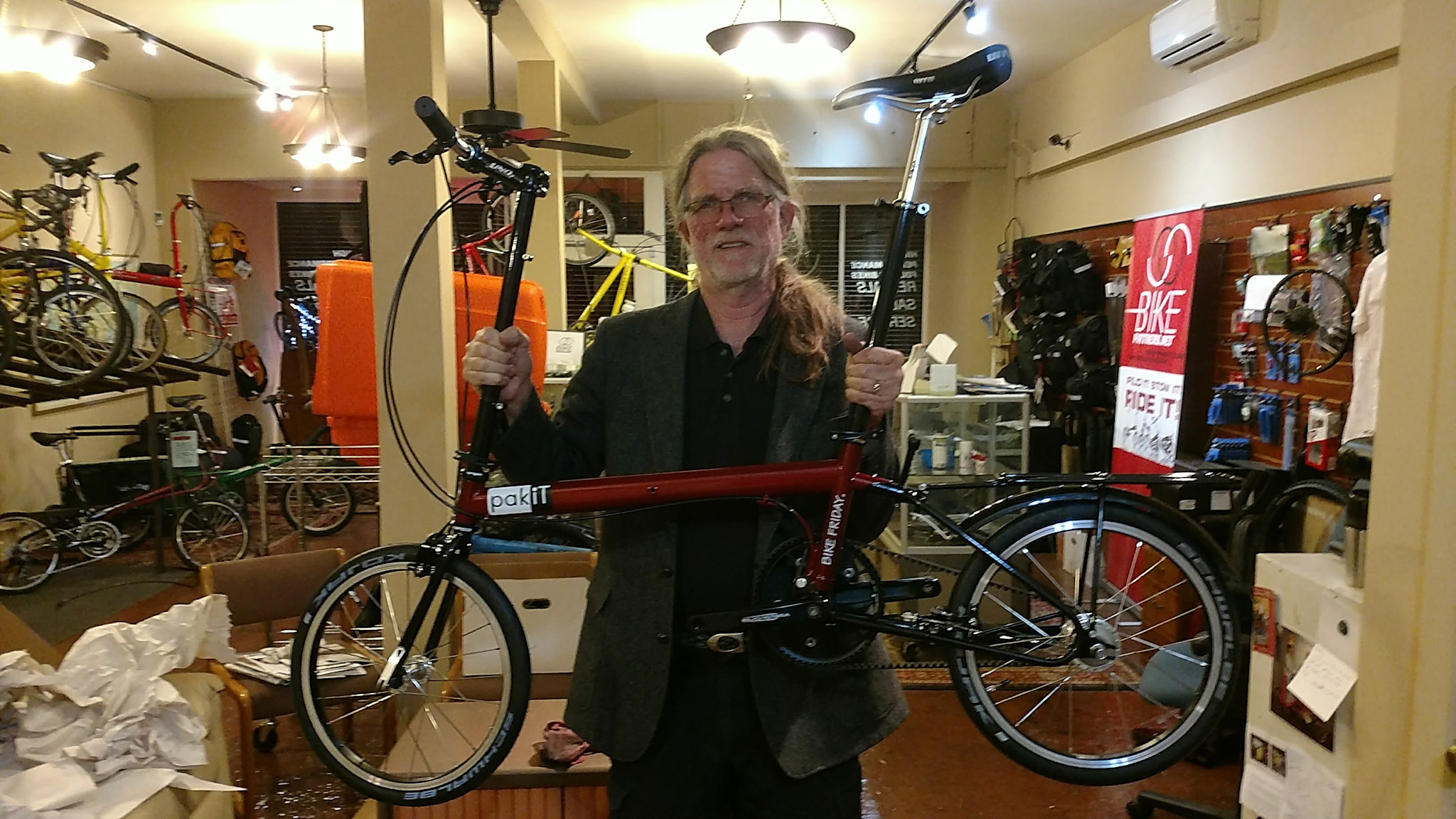 Bike Friday Bike Friday pakiT 3-speed Candy Apple