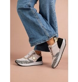 The Ritzy Gypsy Spotted Star Sneakers