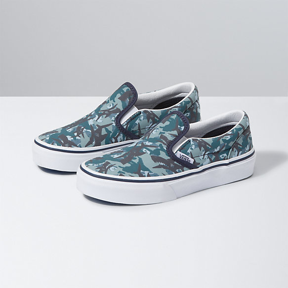 womens camo slip on vans