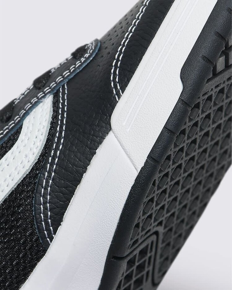 VANS VANS Zahba Leather Shoe in Black/White