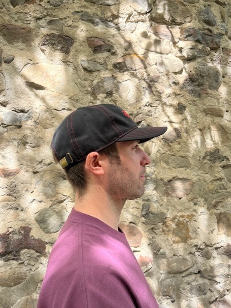 EDGE OF THE WORLD EDGE OF THE WORLD Embroidered Logo Adjustable Hat Black / Red