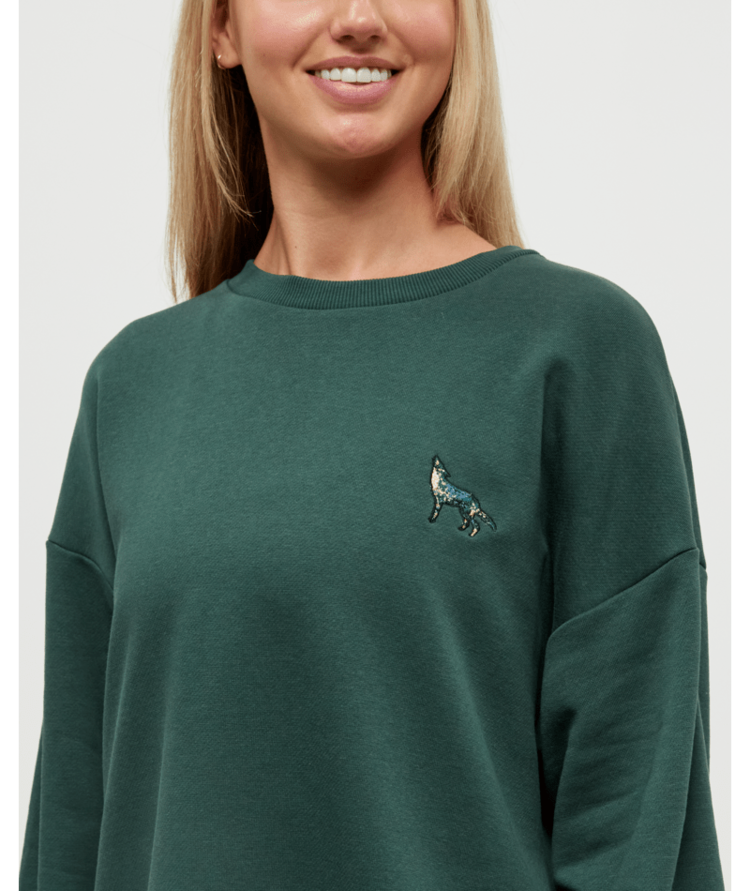 TENTREE TENTREE Women's Boreal Wildlife Oversized Crew Forest Pine/Boreal Wolf