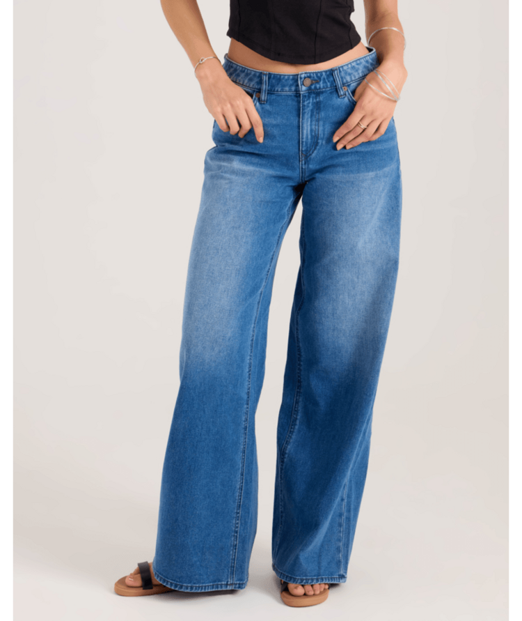 VOLCOM VOLCOM Stoned Boy Friend Lowrise Whtlblue