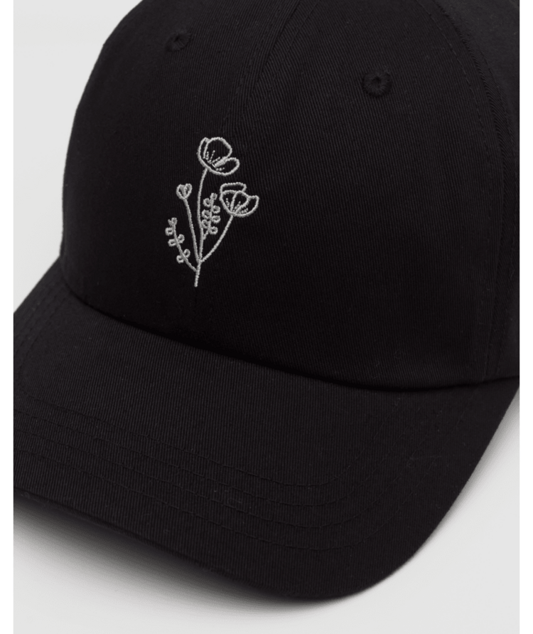 TENTREE TENTREE Flower Embroidery Peak Hat Meteorite Black/Light Moss