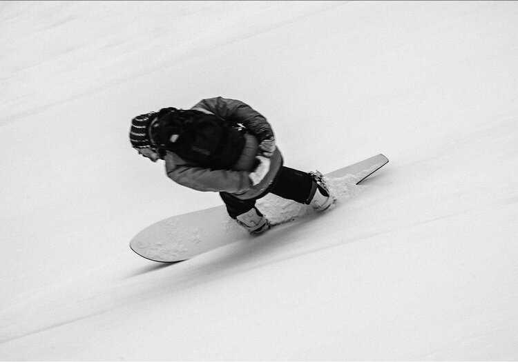 KORUA 2027 KORUA Dart Snowboard Brushed Finish