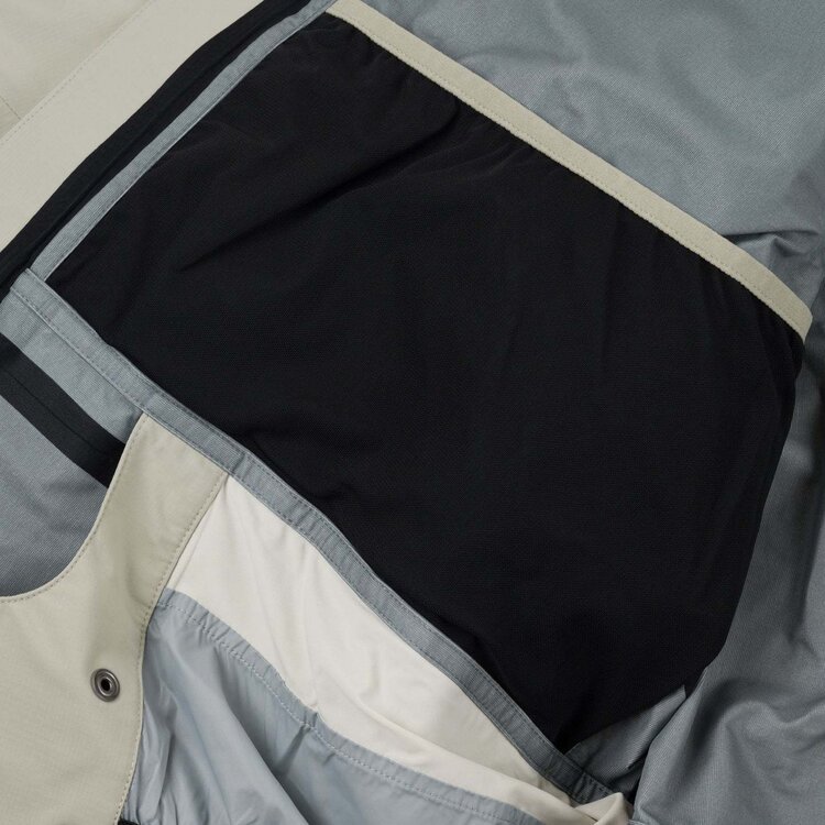 SOUVENIR SOUVENIR 3 Ply Rip Stop Shell Jacket Putty