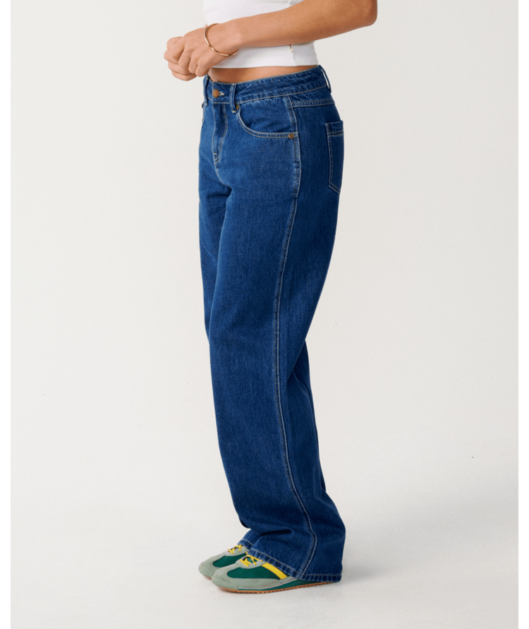 RIP CURL 18B RIP CURL AGGIE RELAXED JEANS MID BLUE
