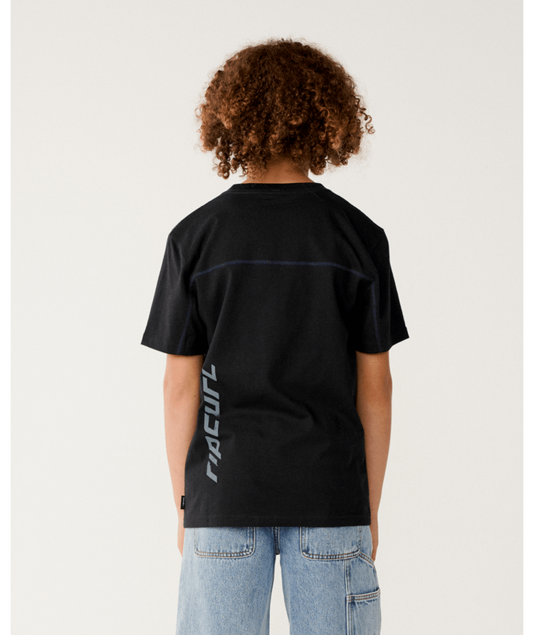 RIP CURL 04A RIP CURL ARCHIVE THRASHED PANEL TEE-BOY BLACK